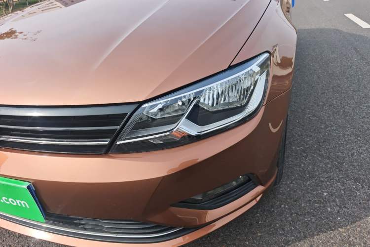 Used Volkswagen Lamando 2017 280TSI DSG Comfort Edition
