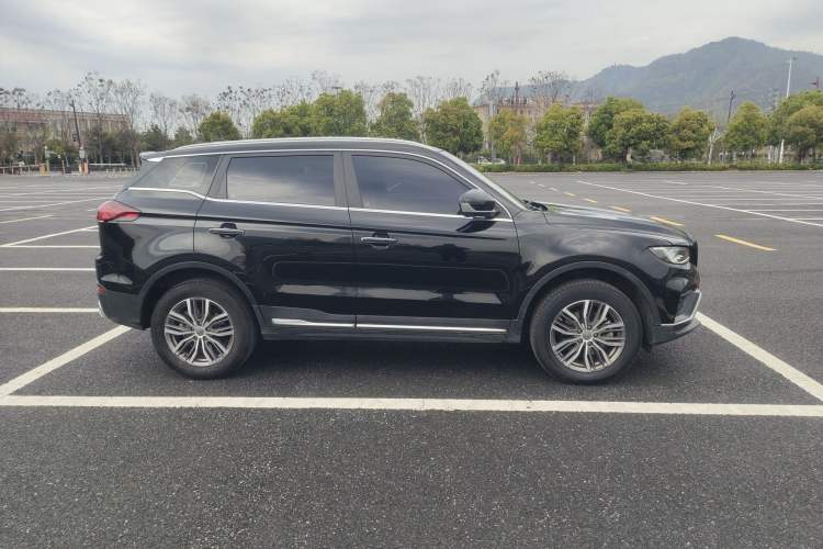 Used Geely Auto Emgrand X7 Sport 2020 1.8TD DCT ZhiZun PRO Exterior 3