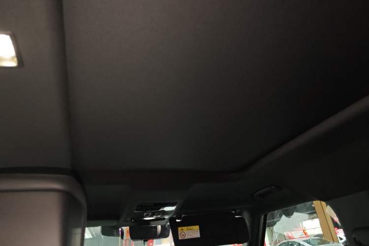 Used Land Rover Defender 2023 Facelift 110 3.0T P400 X-DYNAMIC HSE