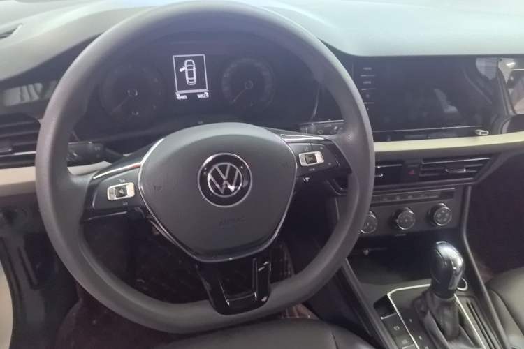 Used Volkswagen Lavida 2021 1.5L Automatic Comfort Edition Steering Wheel
