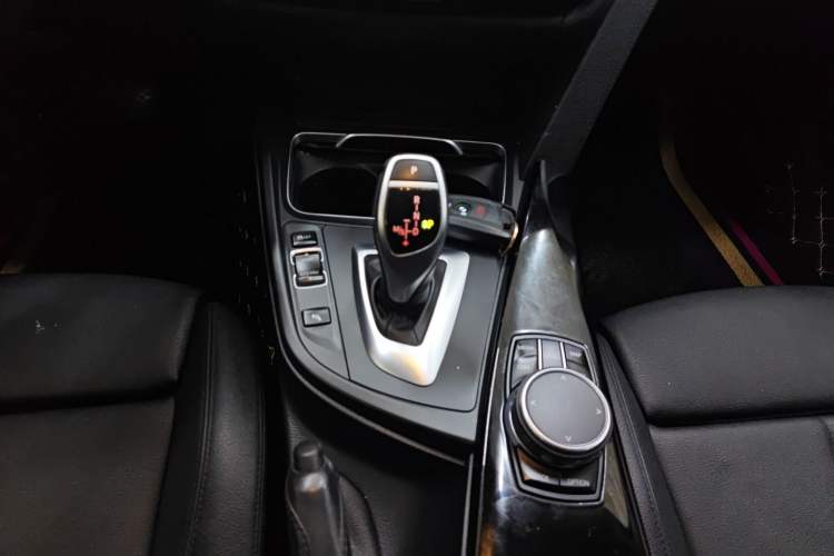 Used BMW 3 Series 2018 320Li Leading Model M Sport Package
