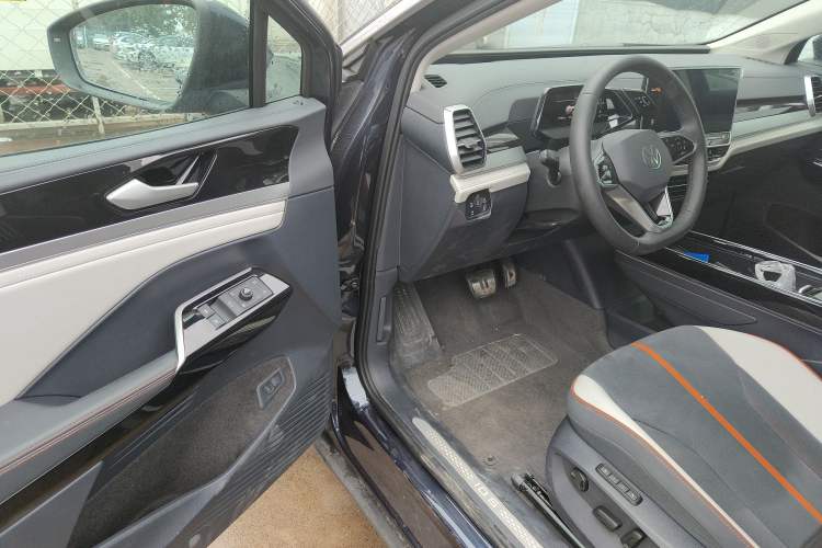 Used Volkswagen ID.6 CROZZ 2022 Long-Range PRO Edition