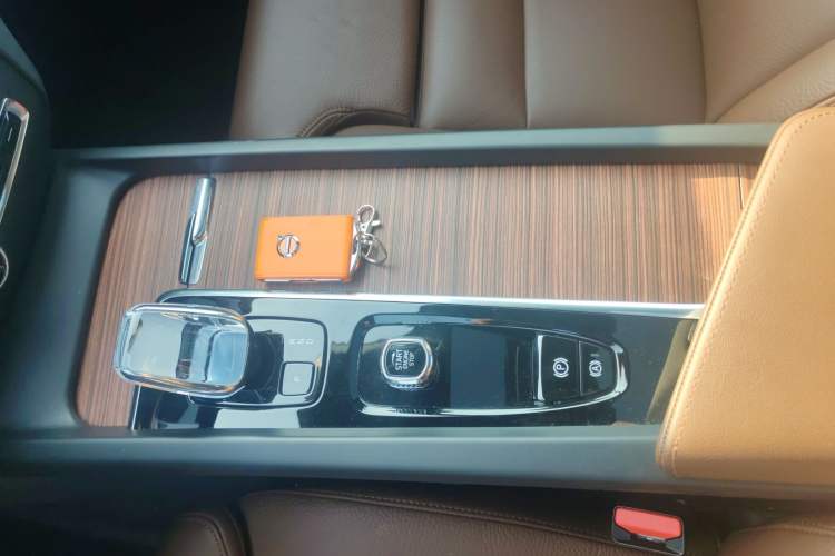 Used Volvo S60 2025 B4 Zhiyuan Luxury Edition