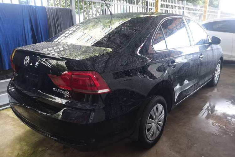 Used Volkswagen Santana 2016 1.6L Manual Fashion Edition