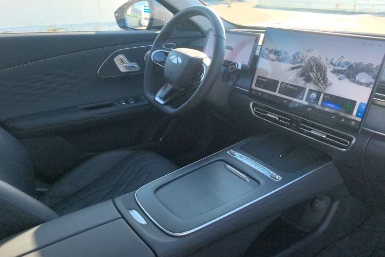 Used Chery Fengyun A8L 2025 1.5 TGDI 145 km Luxury Version