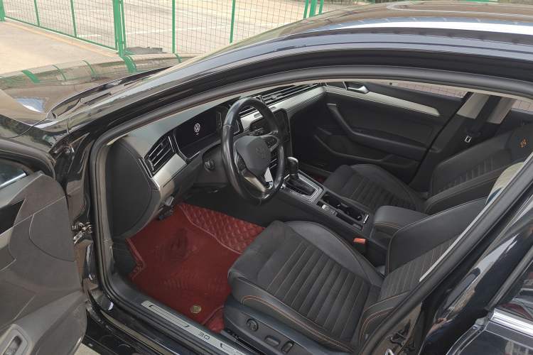 Used Volkswagen Magotan 2021 330TSI DSG 30th Anniversary Edition