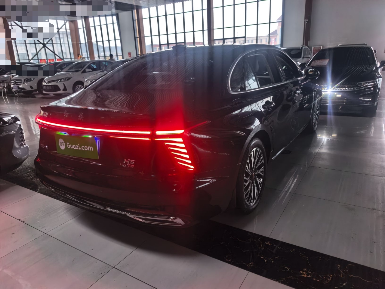 Hongqi H5 2024 2.0T Automatic Smart Connect Flagship Edition - Chinese Trim Chang — снимка 5