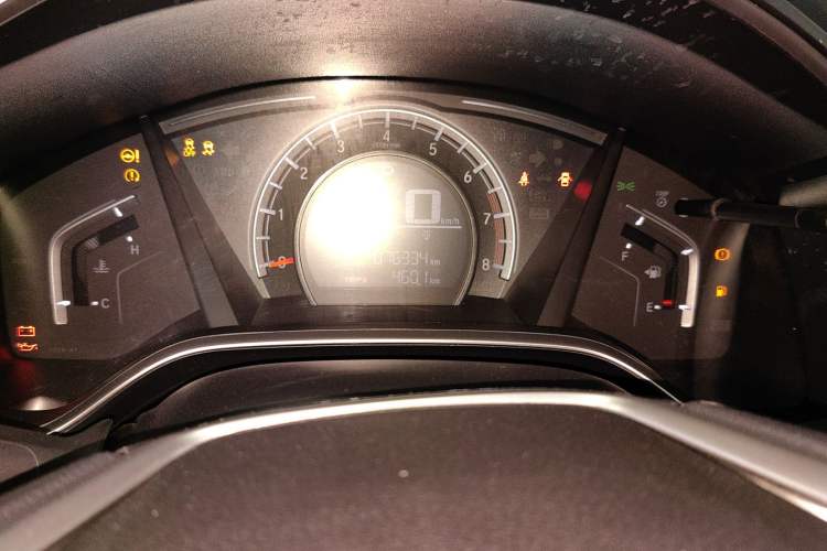 Used Honda CR-V 2021 240TURBO CVT 2WD Comfort Version Odometer Close Up