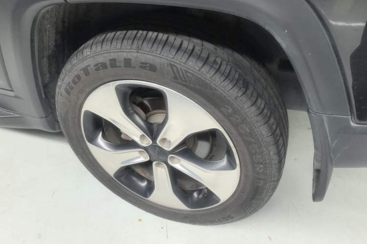 Used Jeep Compass 2017 200T Automatic Prestige Four-Wheel Drive Edition Exterior 2