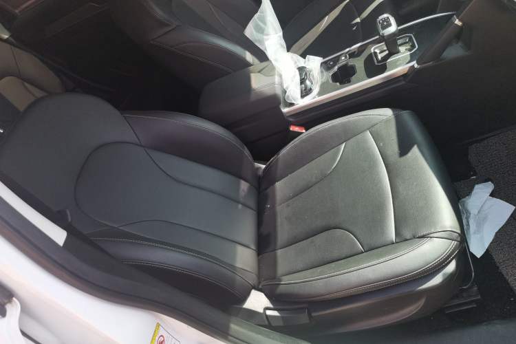 Used Haval H6 2021 Sport Edition 1.5T Automatic Elite Smart Connectivity Model with Hexagonal Grille