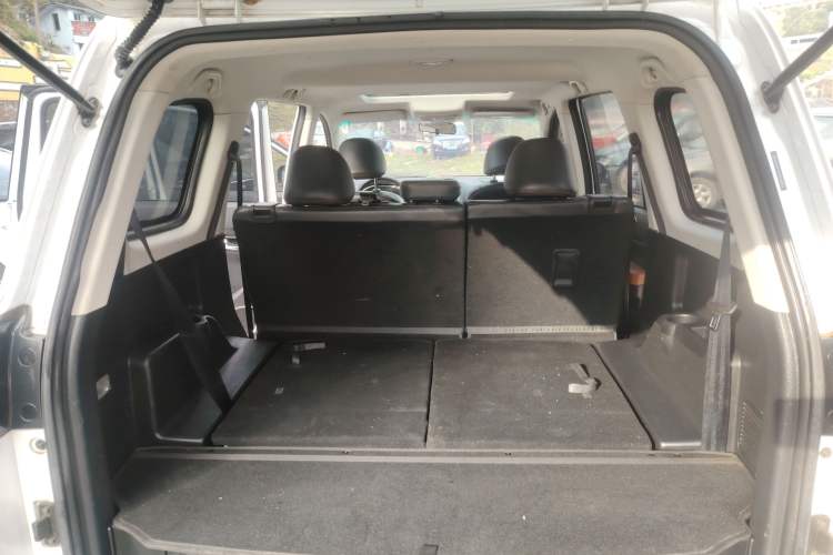 Used SWM X3 2017 1.5T Manual Fashion Model