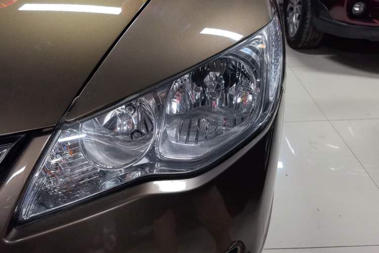 Used CIIMO CIIMO 2015 1.8L Automatic Comfort Edition