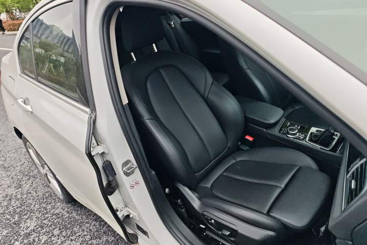 Used BMW 1 Series 2018 Facelifted 118i Design Package Edition