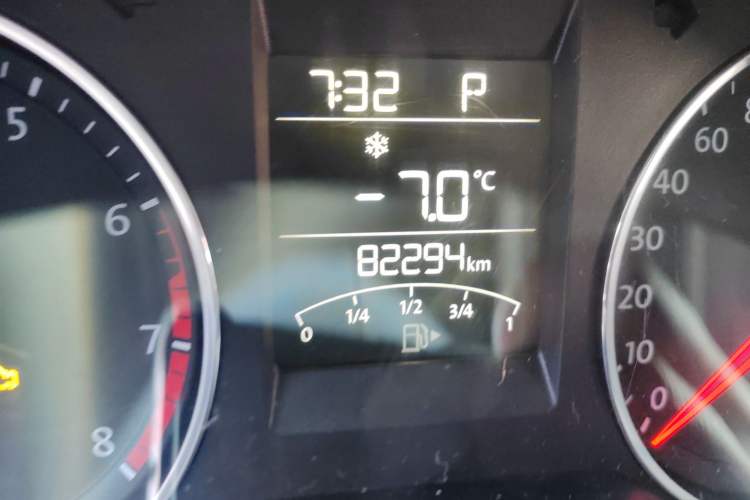 Used Volkswagen Polo 2014 1.6L Cross Polo Automatic
