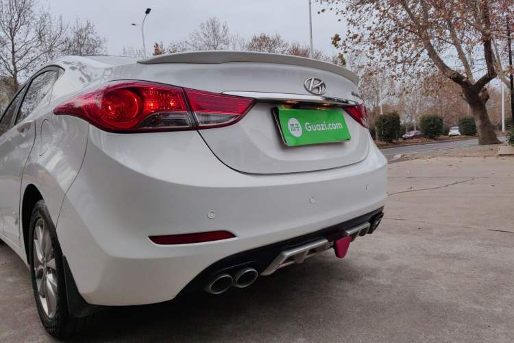 Used Hyundai Elantra (5th Generation / Langdong) 2015 1.6L Manual Fashion Edition