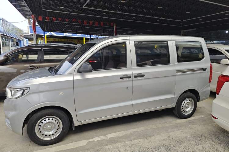 Used Wuling Hongguang V 2021 1.5L Jingqu Version LAR