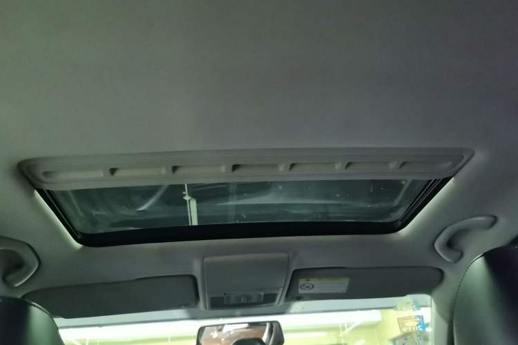 Used Volkswagen Lavida 2013 Revised Version 1.4 TSI DSG Comfort Edition