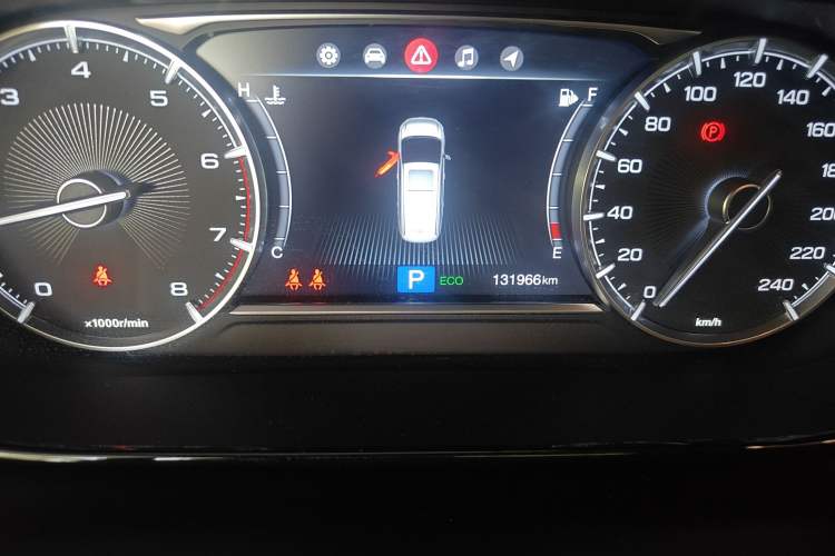 Used GAC Trumpchi M6 2019 270T DCT Luxury Edition (7-seater) China VI Odometer Close Up