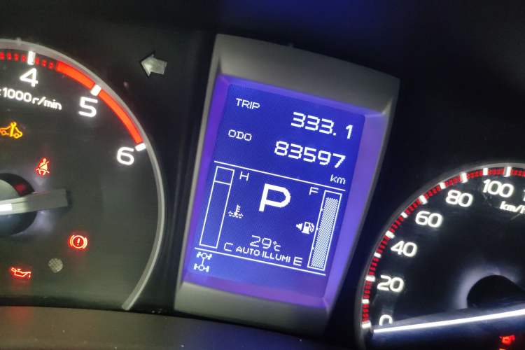 Used Isuzu D-MAX 2018 3.0T Four-Wheel Drive Automatic Ultra-Luxury Version 4JJ1-TC HI
