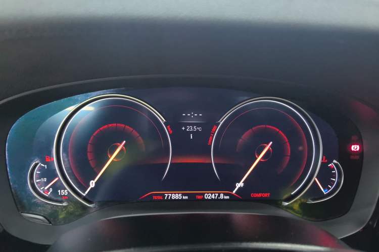 Used BMW 5 Series 2018 Restyled 530Li Leading Edition M Sport Package Odometer Close Up