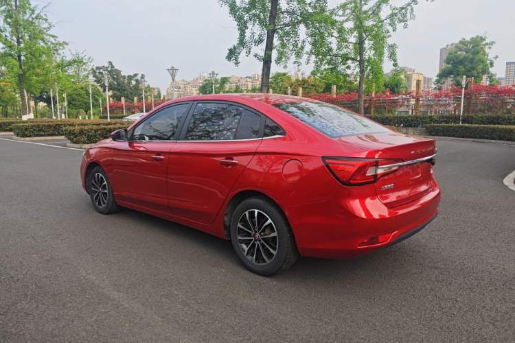 Used Roewe i5 2020 1.5L Manual 4G Connect Leehao Flagship Edition Exterior 3