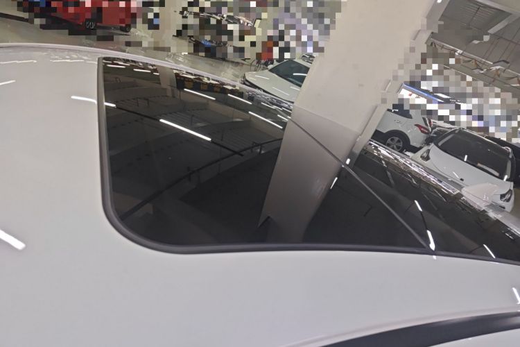 Used Honda Vezel 2020 1.5L CVT Elite Edition Interior 4