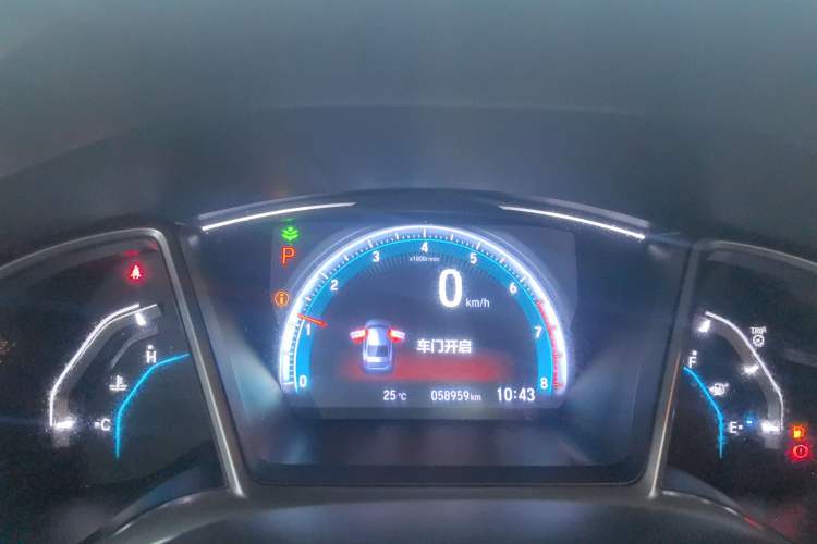 Used Honda Civic 2016 220TURBO CVT Luxury Edition