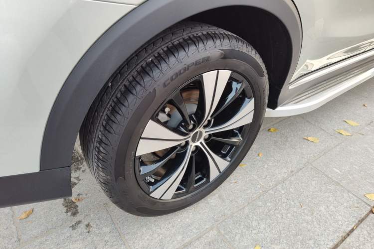 Used Roewe RX5 2020 PLUS 300TGI Automatic Ali National Trend Flagship Edition