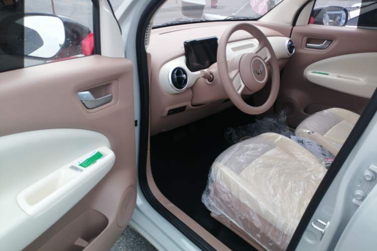 Used Wuling Hongguang MINIEV 2025 Four-Door Version Advanced Edition