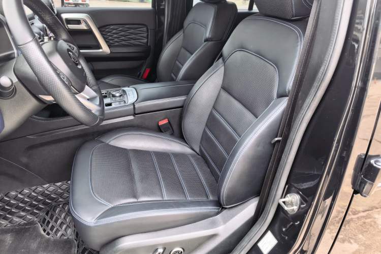 Used BAIC Off-Road BJ40 2019 PLUS 2.3T Automatic Four-Wheel Drive Flagship Edition China VI Emission Standard