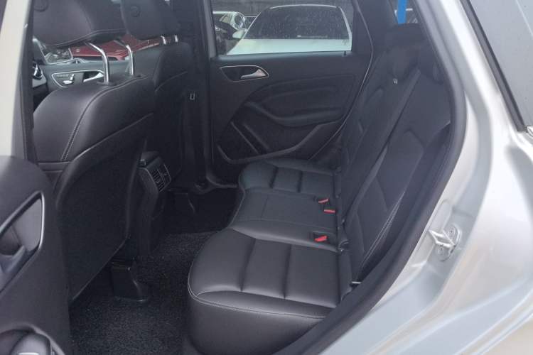 Used Mercedes-Benz B-Class 2017 B 200 Fashion Model