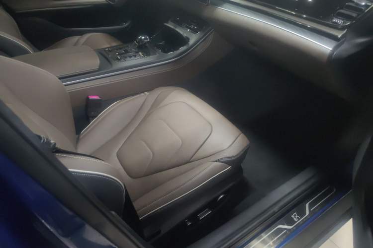 Used BYD Han 2022 DM-i 121KM Luxury Model
