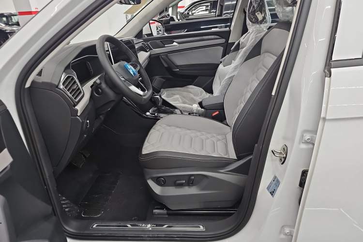 Used Volkswagen Tayron 2024 330TSI Two-Wheel Drive Luxury Plus Advanced Version
