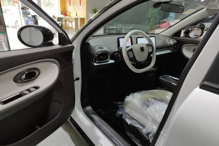 Used JAC Yiwei 3 2024 Beloved Edition 330km Air+
