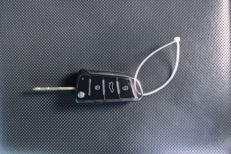 Used JAC Refine S3 2016 1.5L CVT Luxury Smart Version