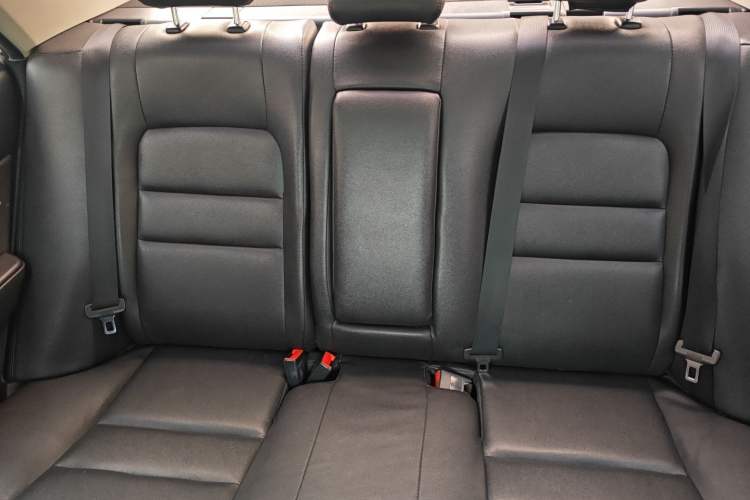 Used Mazda 6 2015 2.0L Automatic Classic Version Interior 8