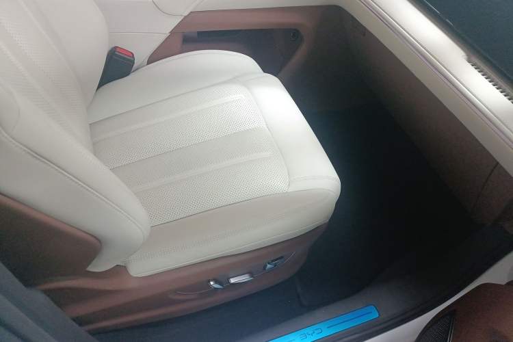 Used BYD Xia 2025 DM-i 1.5T 180km Excellence Model