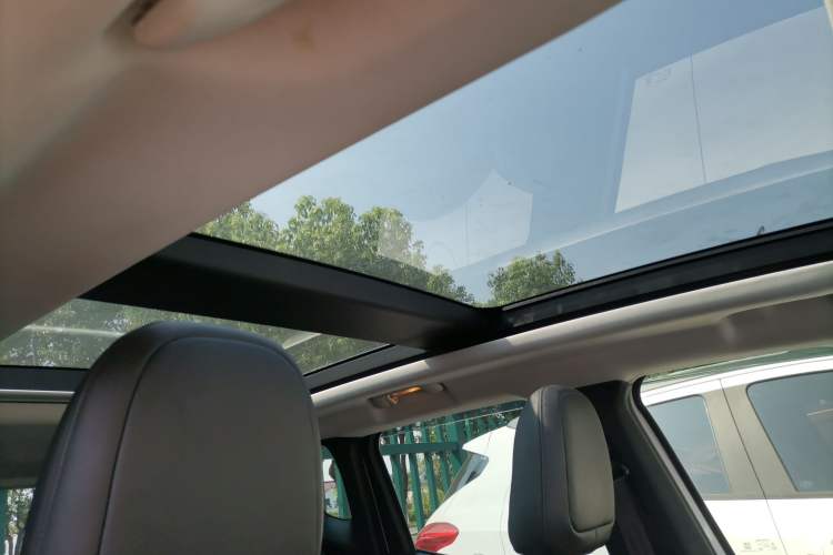 Used Jeep Renegade 2019 220T Automatic Leading Edition
