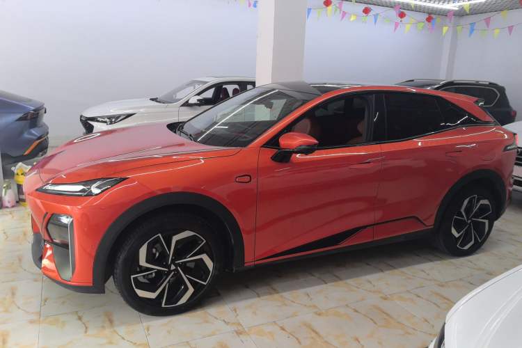 Used Deepal S07 2024 215Max Qiankun Intelligent Driving ADS SE Range-Extended Version
