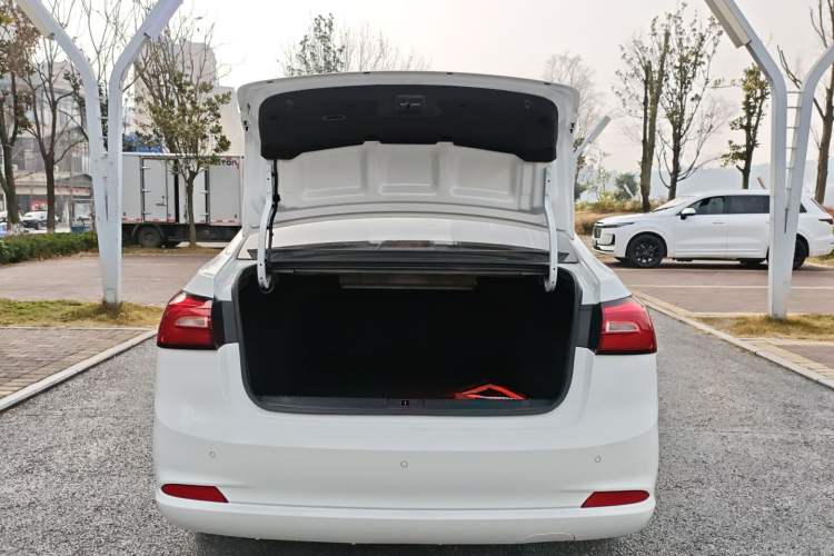 Used Roewe 360 2018 PLUS 1.5L Automatic Luxury Edition
