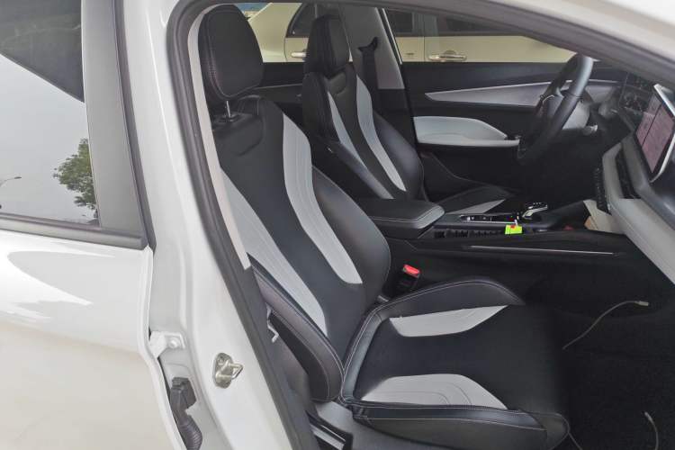 Used Geely Auto Binray 2024 Binrui COOL 1.5T DCT Champion Edition
