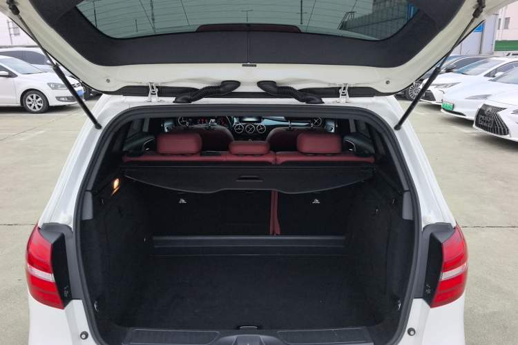 Used Mercedes-Benz B-Class 2016 B 200 Exclusive Edition
