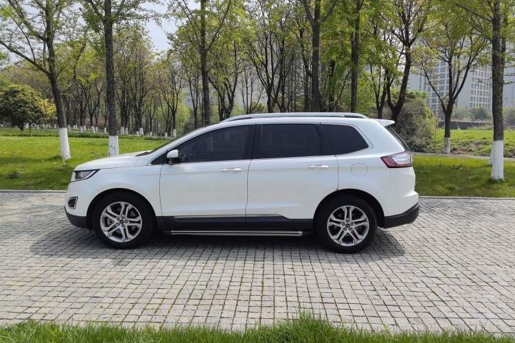 Used Ford Edge 2018 EcoBoost 245 Two-Wheel-Drive Titanium 7-Seater China VI Standard Exterior 3