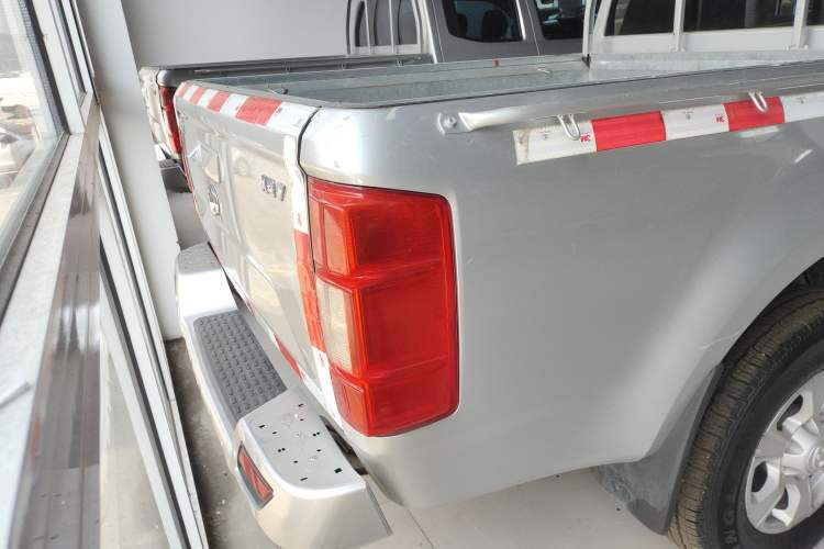 Used Great Wall Wingle 7 2022 2.0T Diesel Two-Wheel Drive Value-Plus Version Big Double Cab GW4D20M
