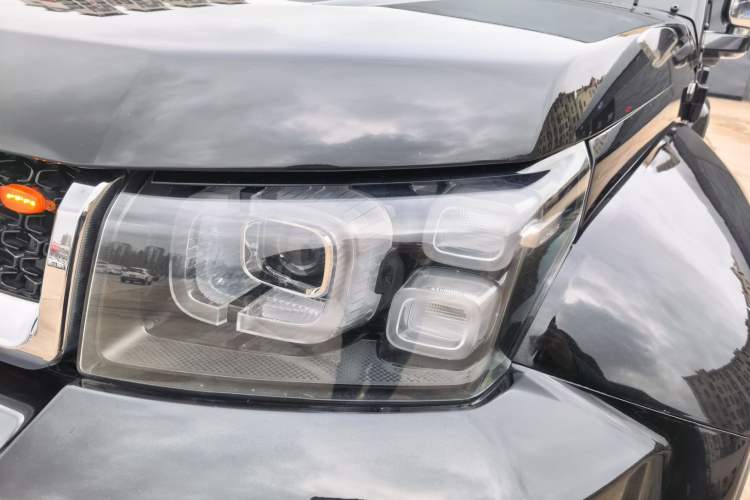 Used BAIC Off-Road BJ40 2019 PLUS 2.3T Automatic Four-Wheel Drive Flagship Edition China VI Emission Standard