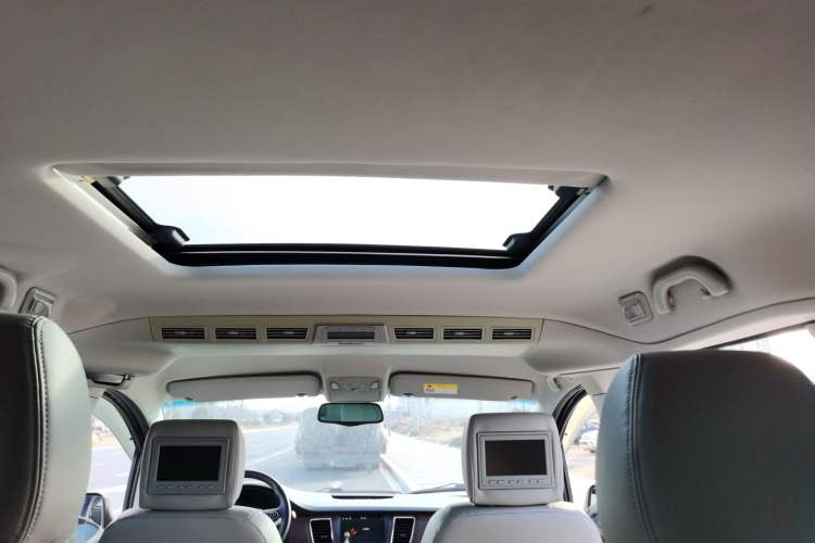 Used JAC Refine M5 2017 2.0T Gasoline Dual-Clutch Executive Version