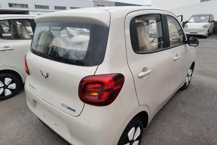 Used Wuling Hongguang MINIEV 2025 Four-Door Version Advanced Edition
