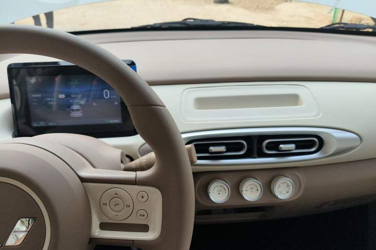 Used Wuling Hongguang MINIEV 2025 Four-Door Version Advanced Edition