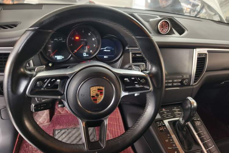 Used Porsche Macan 2017 Macan 2.0T
