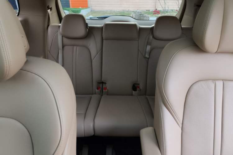 Used Buick GL8 2021 ES Landtrek 653T Luxury Model